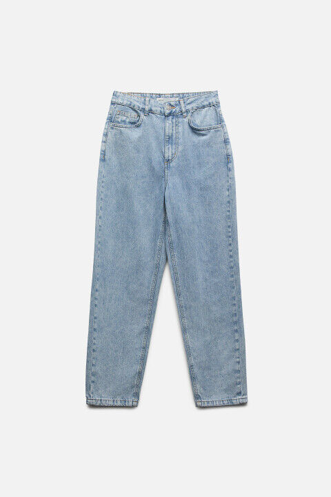 Джинсы mom укороченные с высокой посадкой befree